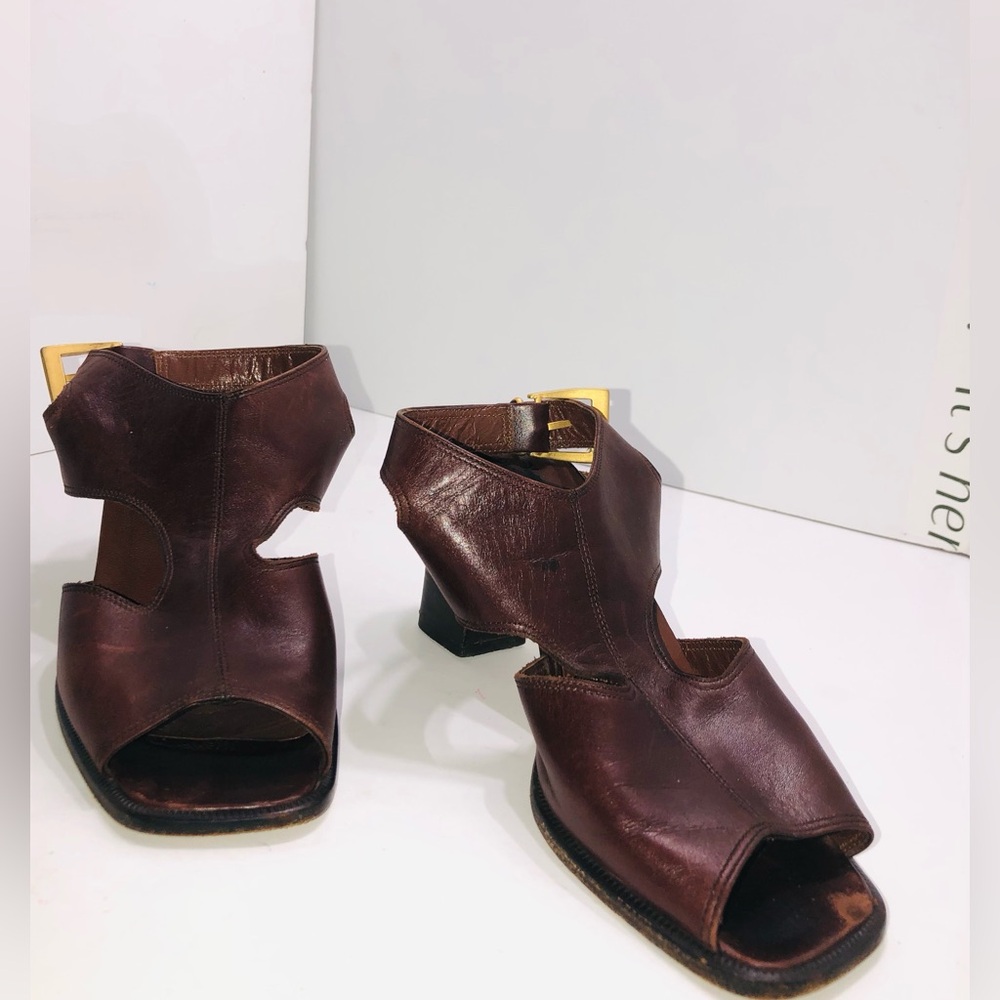 Size 38 Women’s Luciana Romanelli. Shoes/Heels. Lovely!